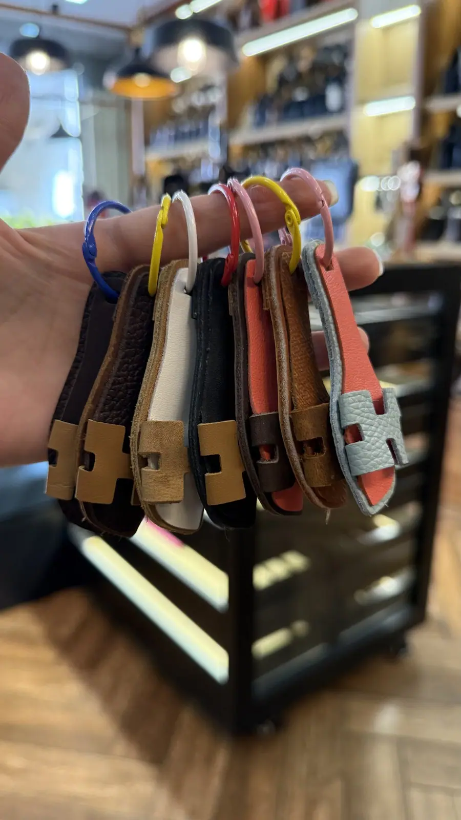 Móc khoá da dép H Yen Leather MKDH50M ảnh 4